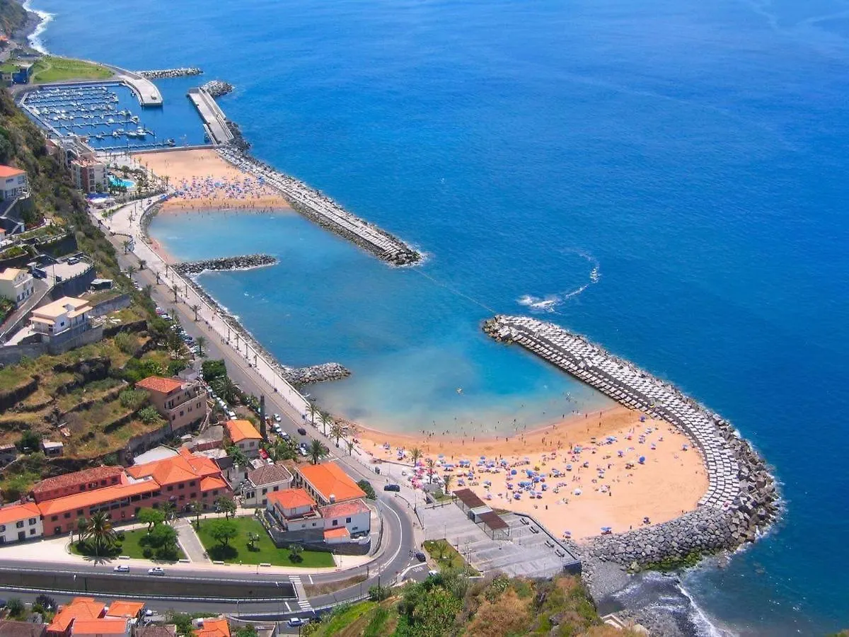 The Old School Villa Calheta  Vakantiehuis